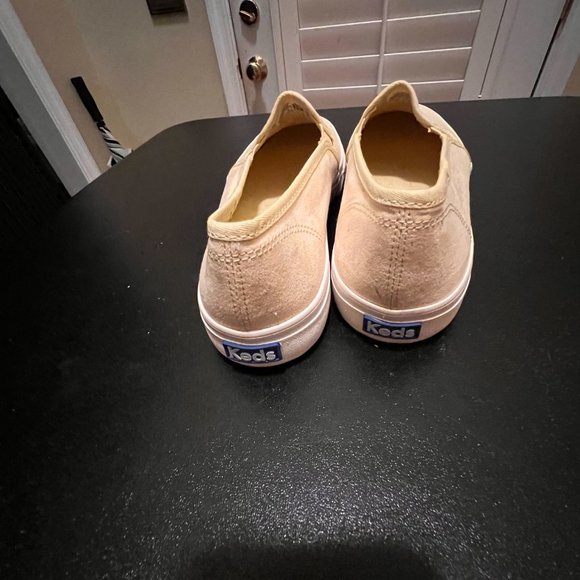 Keds Yellow Suede Perforated Slip-On Sneakers Size 9M - Picture 9 of 12